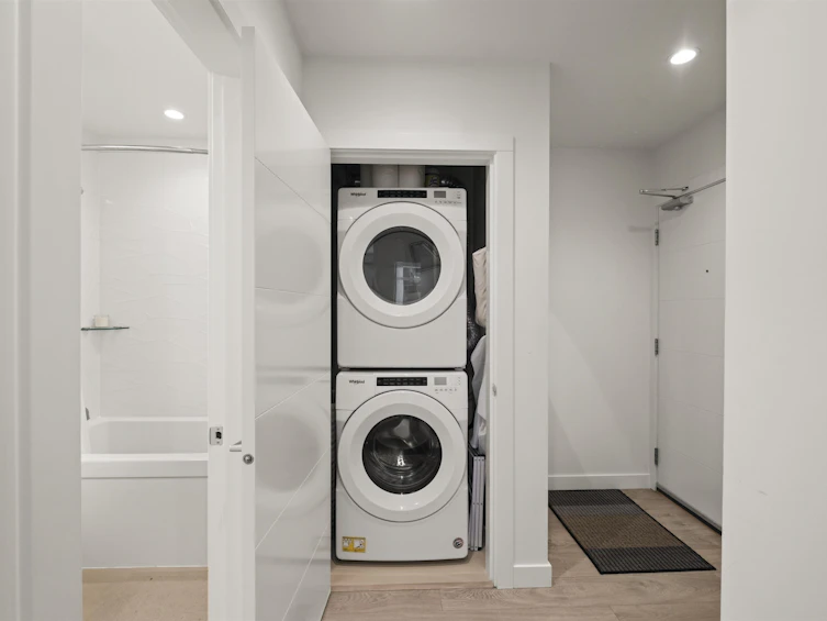 209-128 E 8th Street, North Vancouver, BC, V7L 0H2 - 25