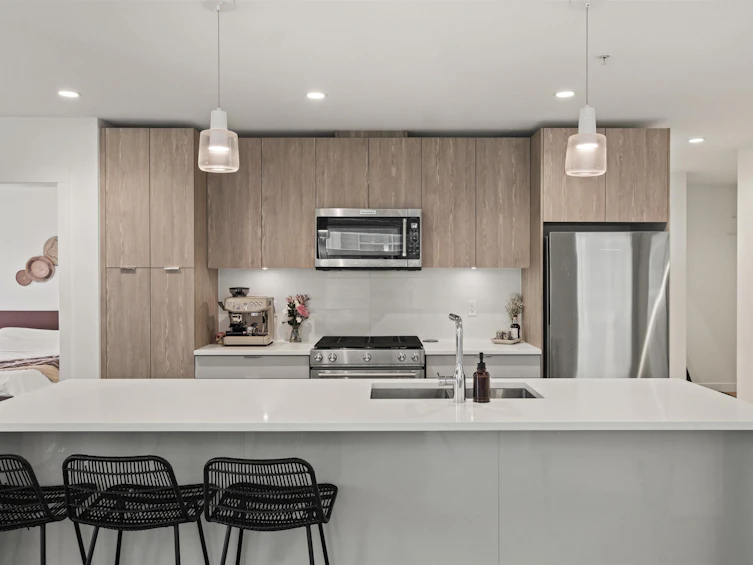 209-128 E 8th Street, North Vancouver, BC, V7L 0H2 - 8