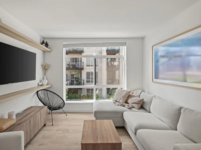 209-128 E 8th Street - 4