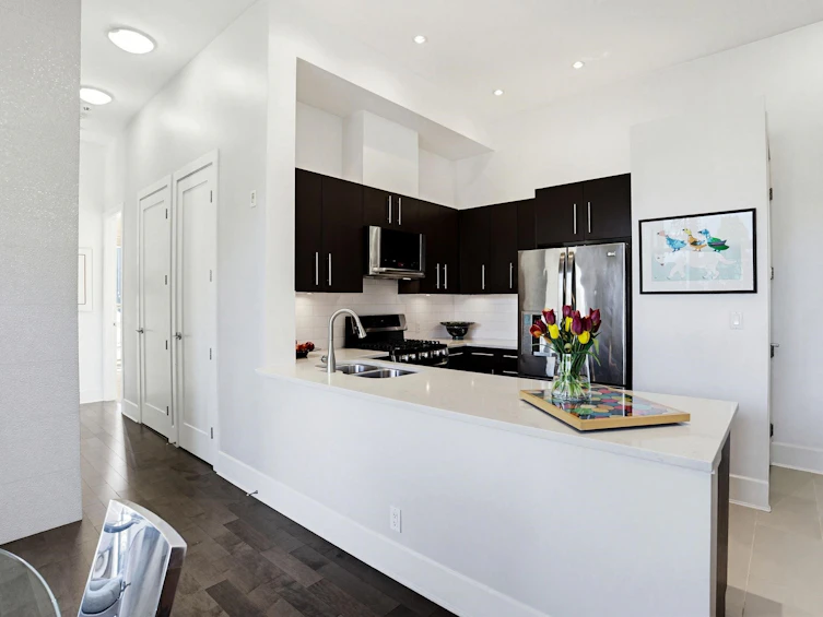 304-2108 W 12th Avenue, Vancouver, BC, V6K 2N2 - 10