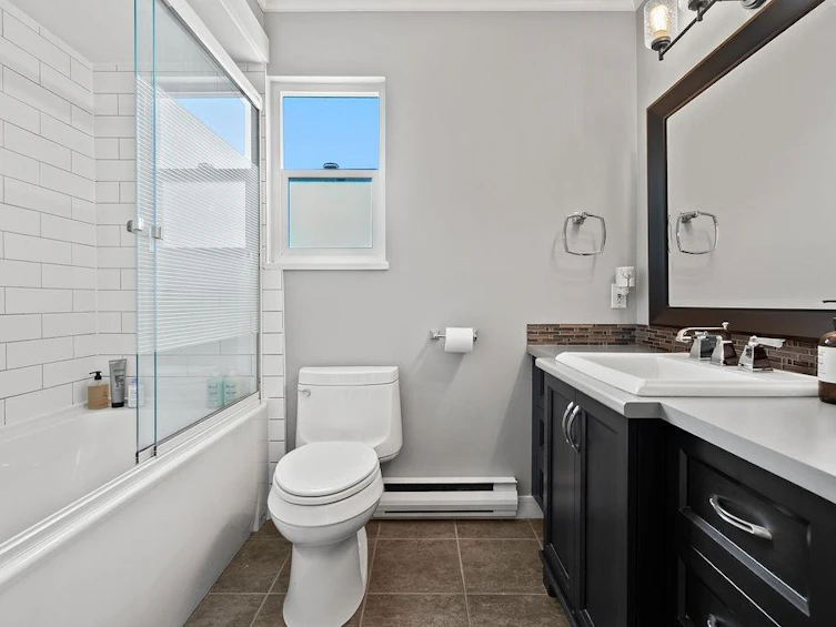 4851 55b Street, Delta, BC, V4K 3V7 - 24