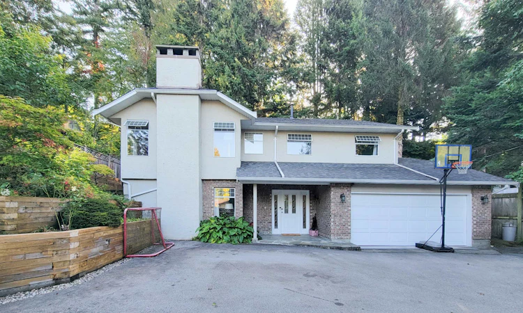 3595 Wellington Crescent