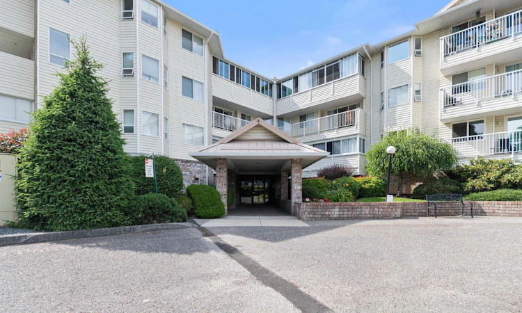 202-8725 Elm Drive