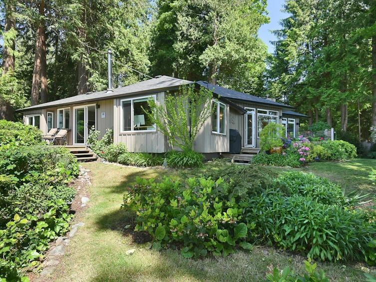 7647 Eureka Place, Halfmoon Bay, BC, V7Z 1A1 - 16