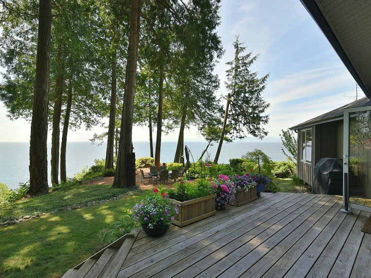 7647 Eureka Place, Halfmoon Bay, BC, V7Z 1A1 - 12