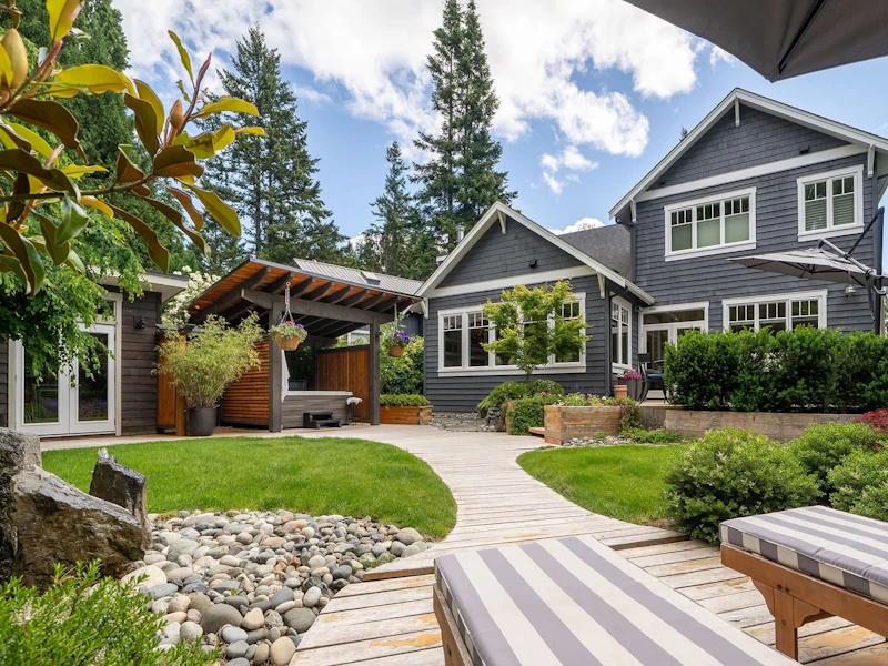 1141 Lenora Road, Bowen Island BC V0N 1G1