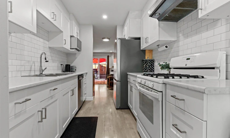 7-46191 Cessna Drive