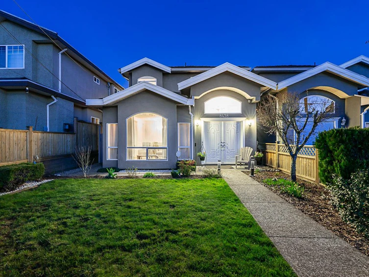 8438 14th Avenue, Burnaby, BC, V3N 2C4 - 4