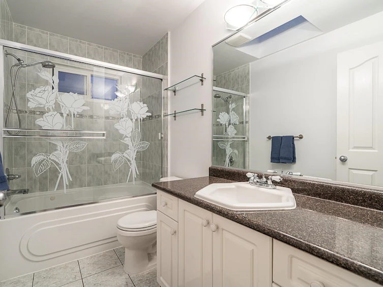 8438 14th Avenue, Burnaby, BC, V3N 2C4 - 24