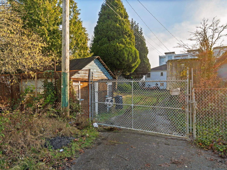 5263 Imperial Street, Burnaby, BC, V5J 1E5 - 6