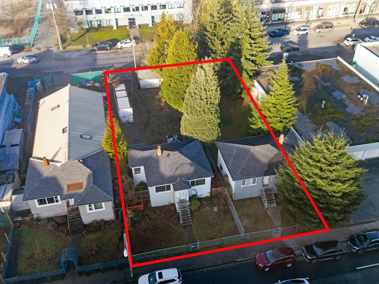 5263 Imperial Street, Burnaby, BC, V5J 1E5 - 11