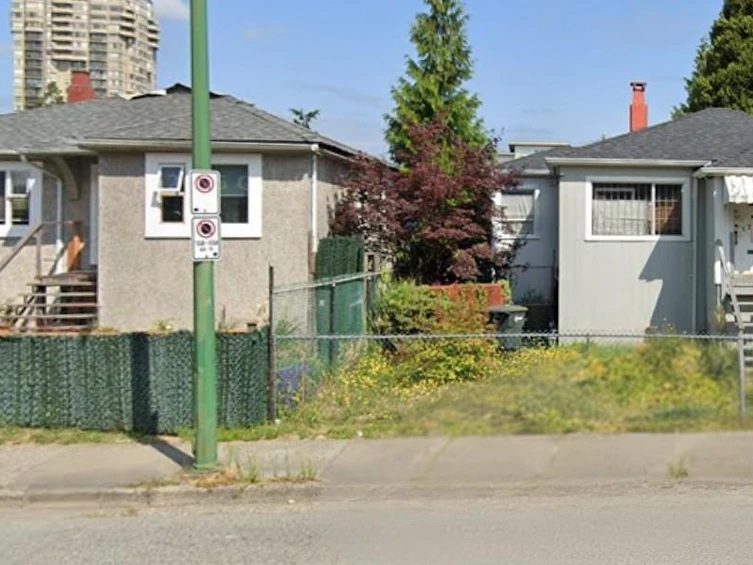 5277 Imperial Street, Burnaby, BC, V5J 1E5 - 12