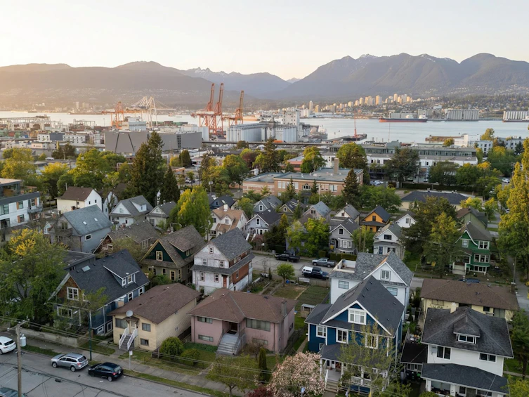 1955 Turner Street, Vancouver, BC, V5L 1Z9 - 2