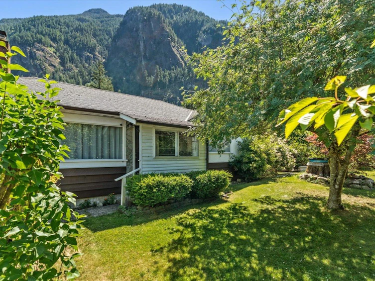 19834 Peter Street, Hope, BC, V0X 1L2