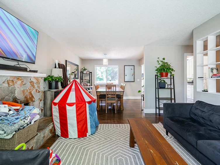 17223 61b Avenue, Surrey, BC, V3S 5M7 - 9