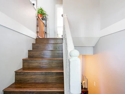 17223 61b Avenue - 5