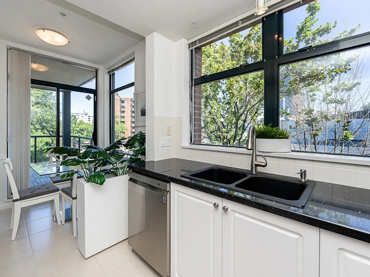 307-588 W 45th Avenue, Vancouver, BC, V5Z 4S3 - 7