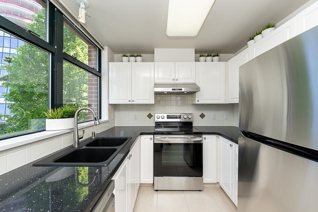 307-588 W 45th Avenue, Vancouver, BC, V5Z 4S3 - 6