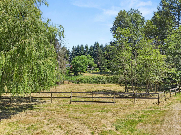 23014 70a Avenue, Langley, BC, V2Y 2J9 - 28