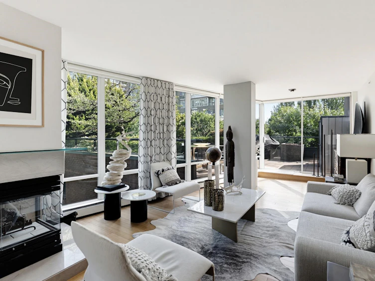 5A-139 Drake Street, Vancouver, BC, V6Z 2T8 - 2