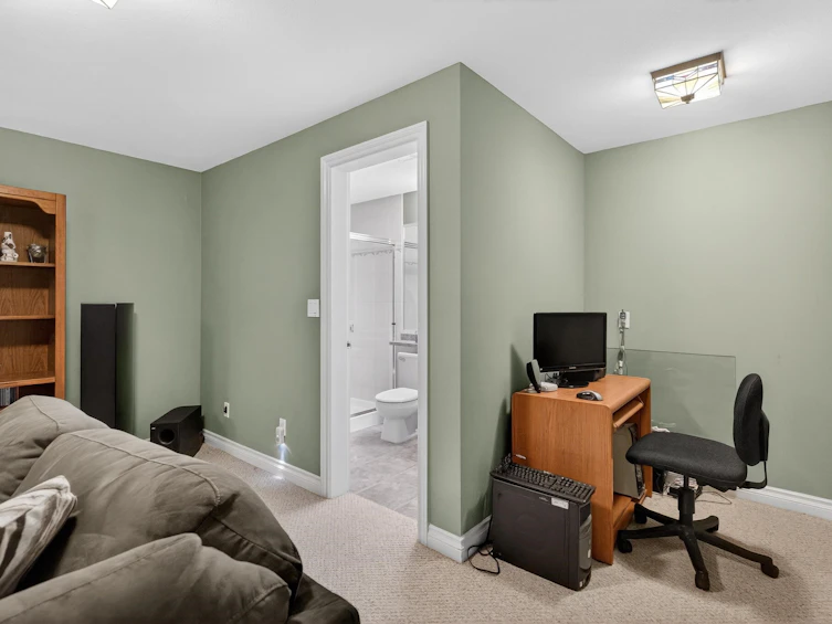18055 98 Avenue, Surrey, BC, V4N 4V5 - 26