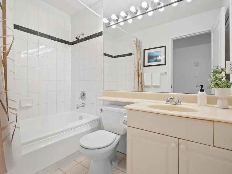 10-1 Aspenwood Drive, Port Moody, BC, V3H 4X8 - 24