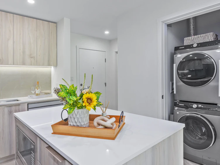 203-3596 Malsum Drive, North Vancouver, BC, V7G 0B5 - 6