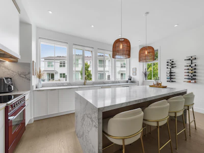 13-4638 Orca Way - 3
