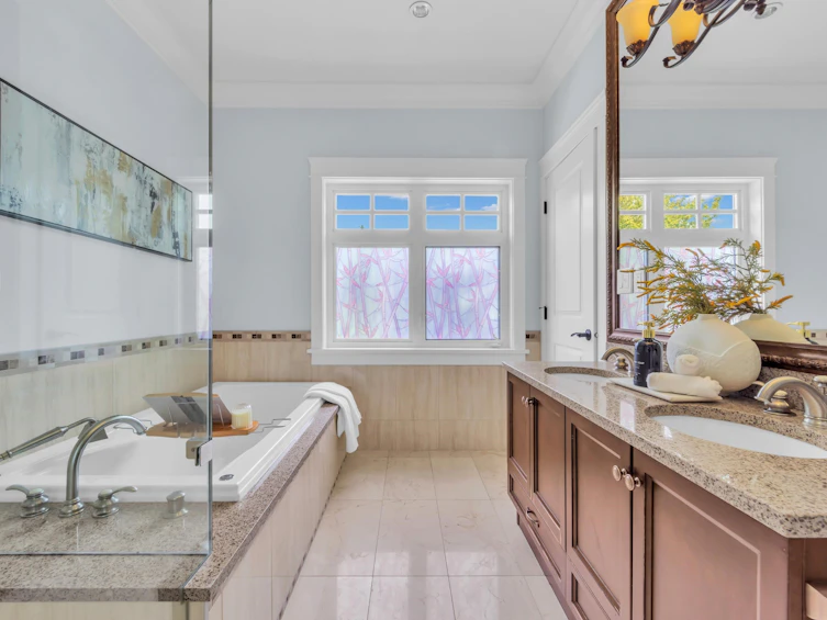 1675 W 59th Avenue, Vancouver, BC, V6P 1Z3 - 23