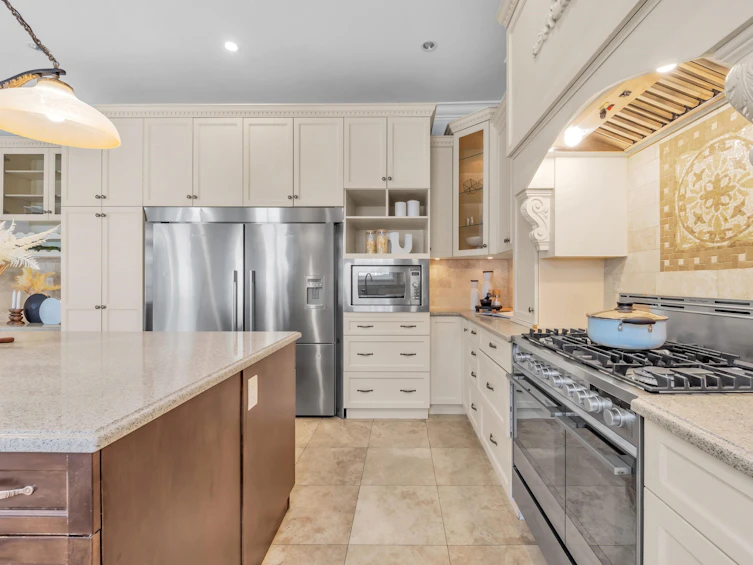 1675 W 59th Avenue, Vancouver, BC, V6P 1Z3 - 11