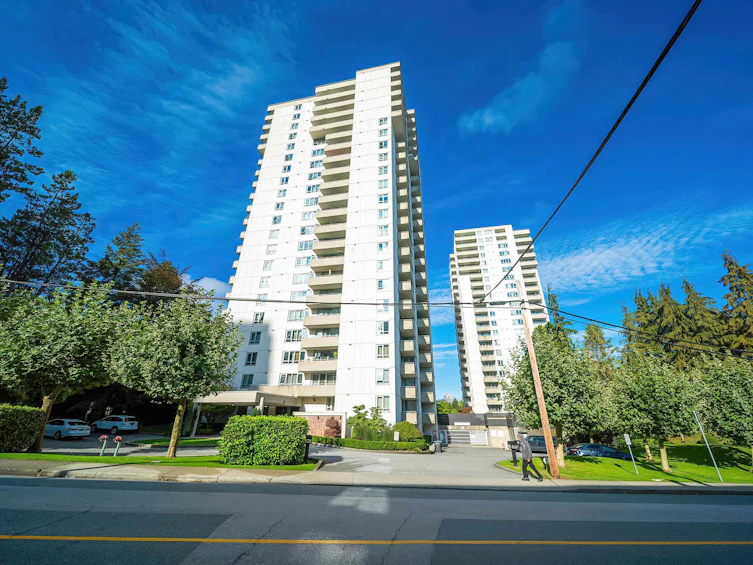 1702-5645 Barker Avenue, Burnaby, BC, V5H 3Z5