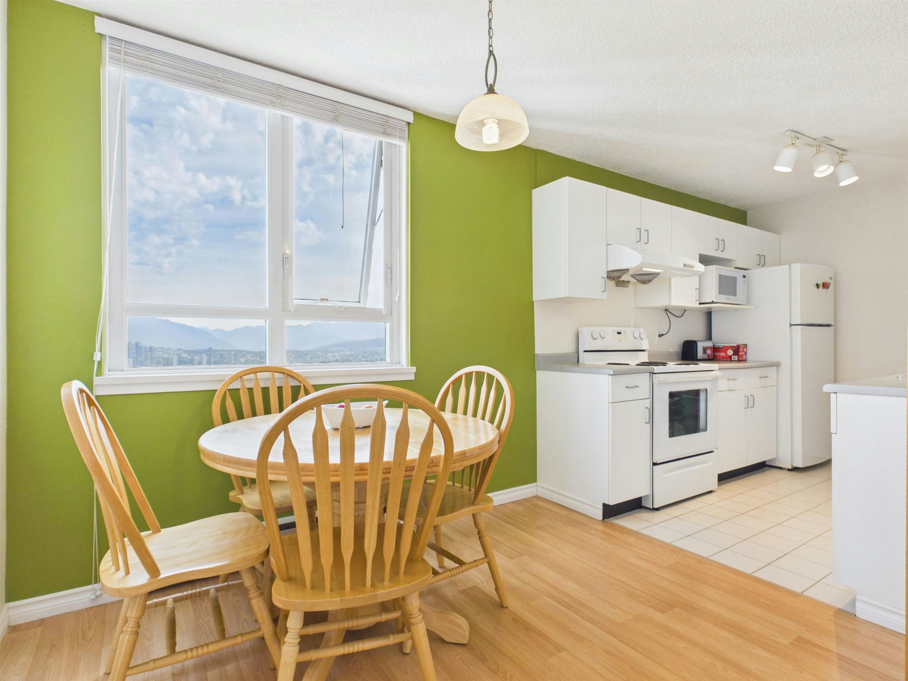1702-5645 Barker Avenue, Burnaby, BC, V5H 3Z5 - 9