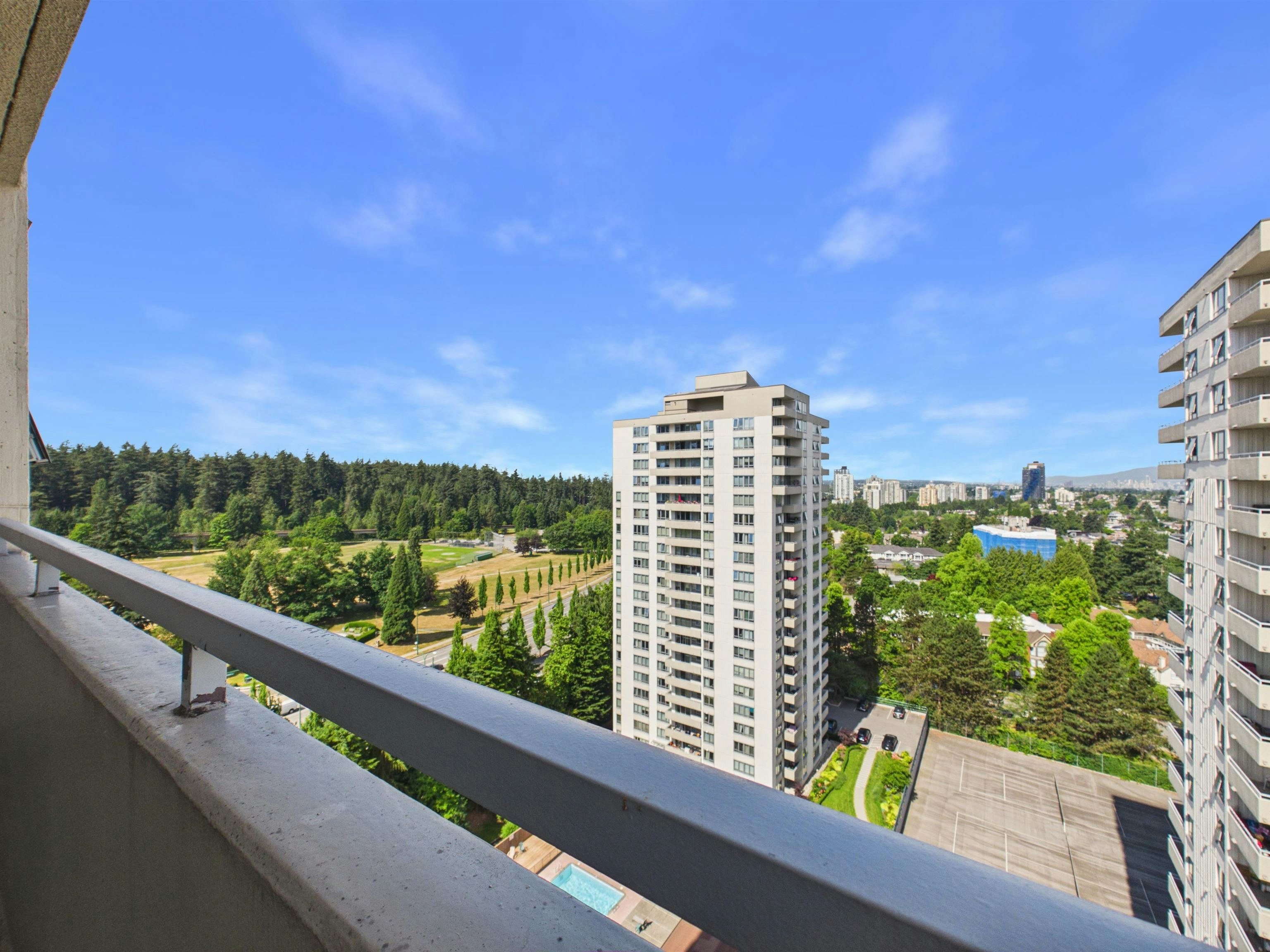 1702-5645 Barker Avenue, Burnaby, BC, V5H 3Z5 - 18