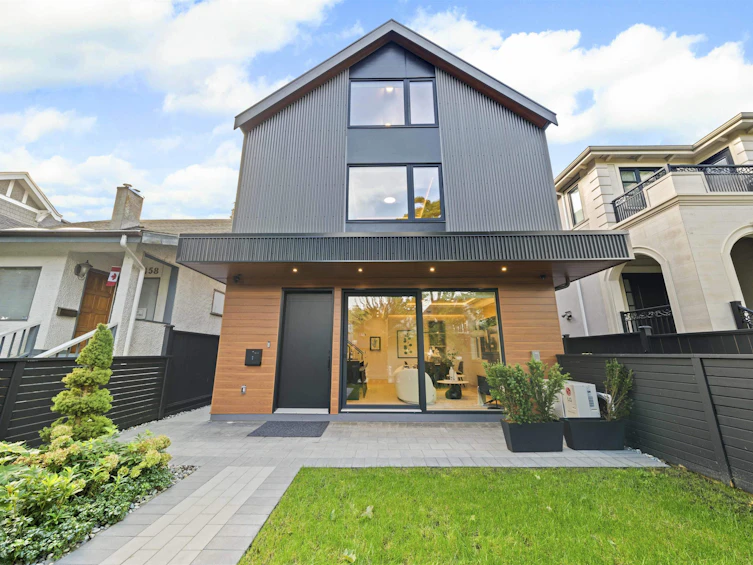 1-3466 W 22nd Avenue, Vancouver, BC, V6S 1J2