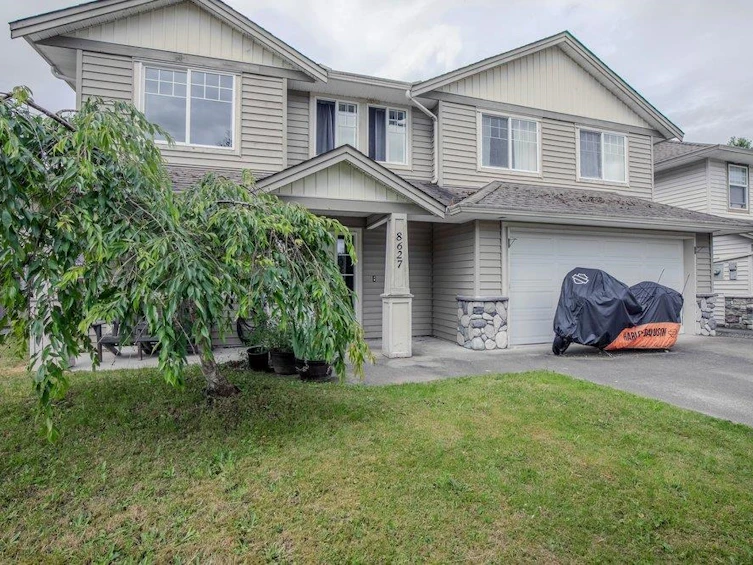 8627 Henderson Street, Mission, BC, V2V 7P9 - 2