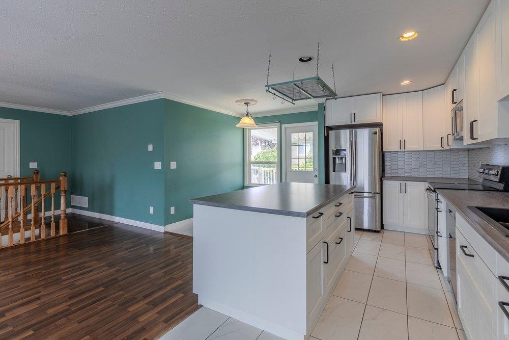8627 Henderson Street, Mission, BC, V2V 7P9 - 18