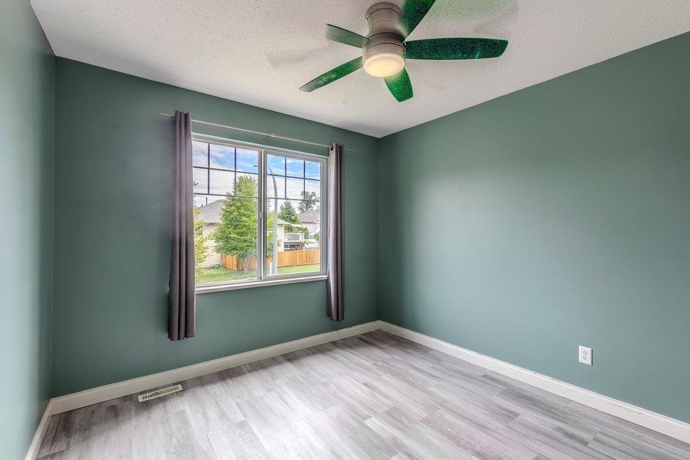 8627 Henderson Street, Mission, BC, V2V 7P9 - 32