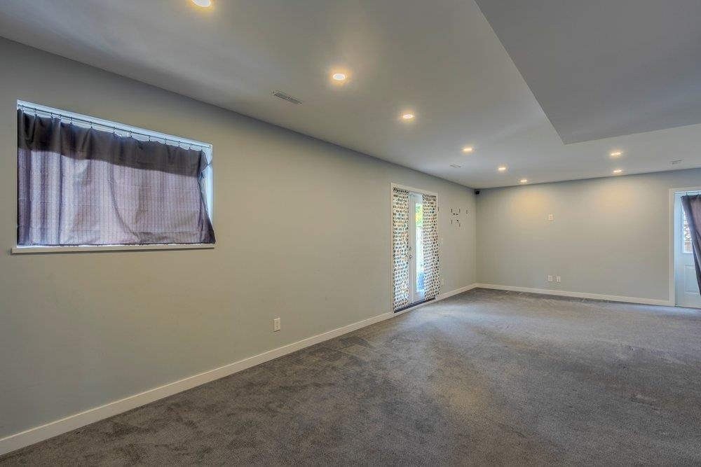 8627 Henderson Street, Mission, BC, V2V 7P9 - 8