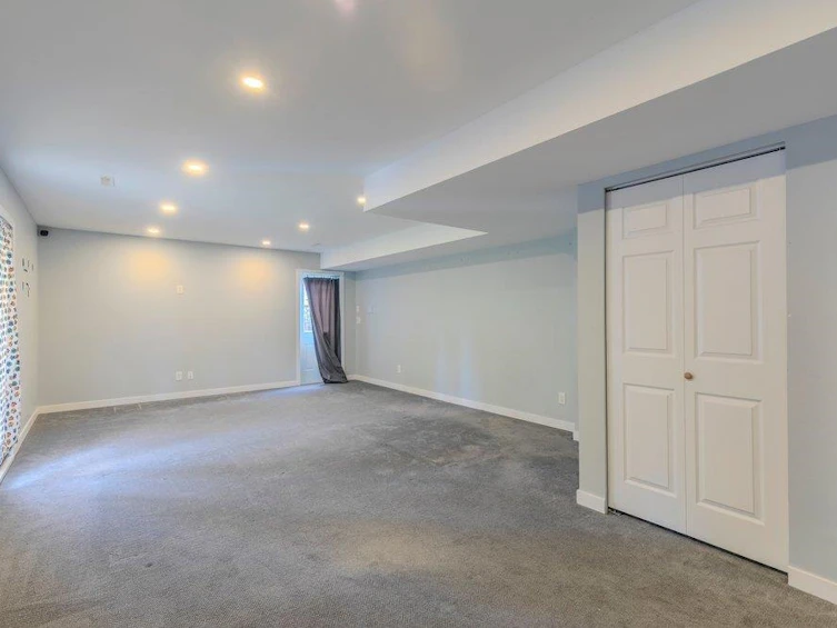 8627 Henderson Street, Mission, BC, V2V 7P9 - 9