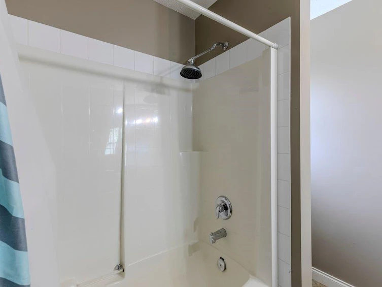 8627 Henderson Street, Mission, BC, V2V 7P9 - 30