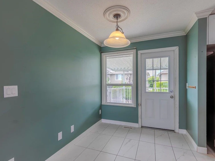 8627 Henderson Street, Mission, BC, V2V 7P9 - 24