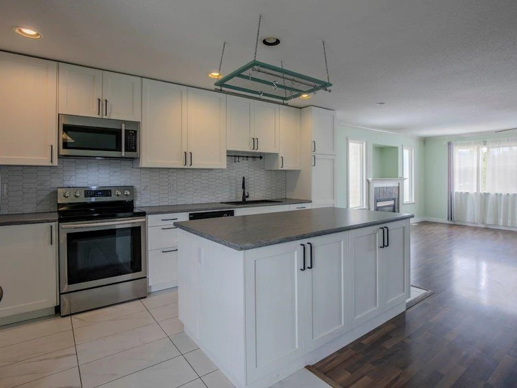 8627 Henderson Street, Mission, BC, V2V 7P9 - 21