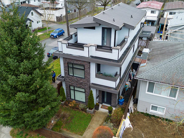 1805 E 37th Avenue, Vancouver, BC, V5P 1E9 - 30