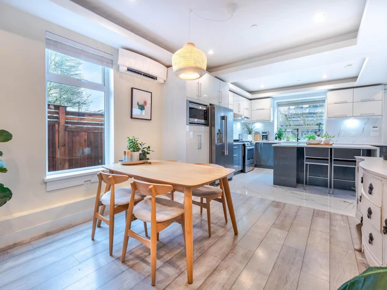 1805 E 37th Avenue, Vancouver, BC, V5P 1E9 - 3