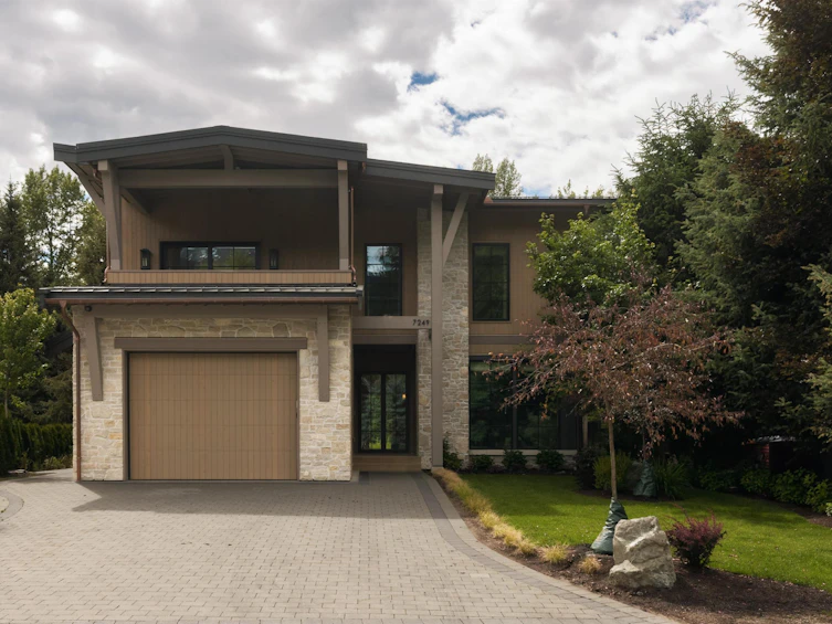 7249 S Fitzsimmons Road, Whistler, BC, V8E 0E6