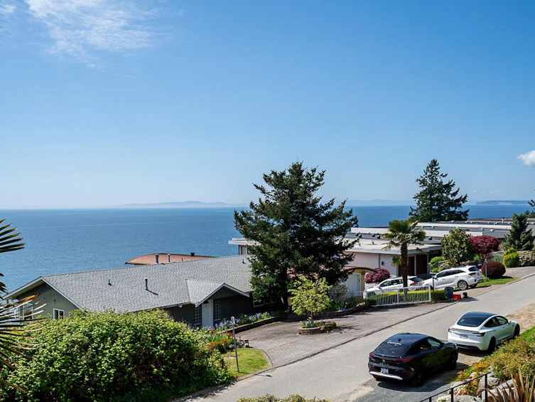 14535 Sunset Drive, Surrey, BC, V4B 2V7 - 5