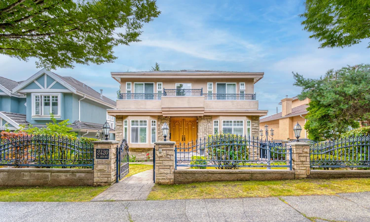 2420 Scarboro Avenue