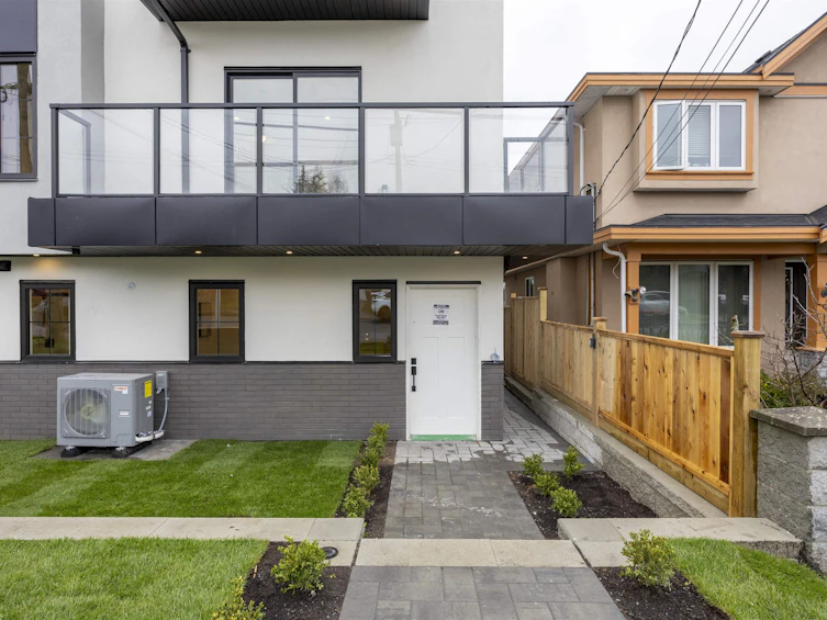 4-7353 12th Avenue, Burnaby, BC, V3N 2J8 - 38