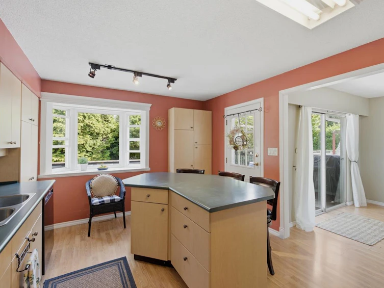 2413 Scott Place, Port Coquitlam, BC, V3B 2E6 - 9