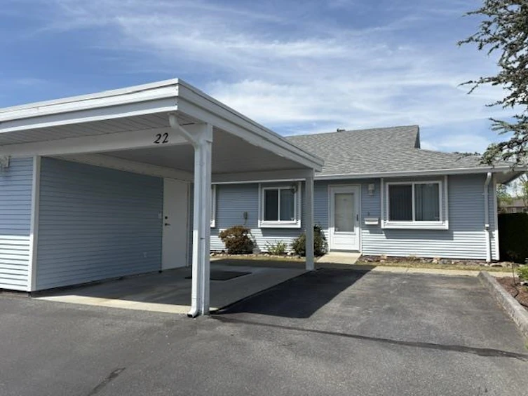 22-23580 Dewdney Trunk Road, Maple Ridge, BC, V2X 0S8 - 2